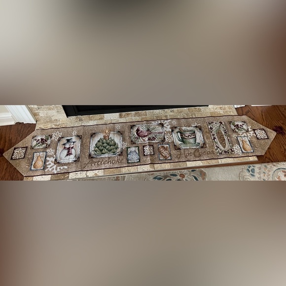 Tapestry Table Runner “Winter Memories” by Rebecca Carter 13 x 72 USA 🇺🇸 made - Picture 4 of 7